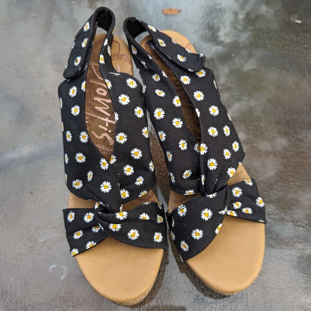 Blowfish Malibu Women's Size 10 Daisy Print Cork Wedge Sandals Criss Cross - Picture 2 of 11